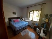 Casa 4 Dormitórios sendo 2 Suítes