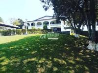 Casa 4 Dormitórios sendo 2 Suítes