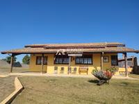 Casa 3 dormitórios sendo 1 Suíte