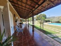 Casa com 4 Dormitórios