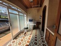Casa com 4 Dormitórios