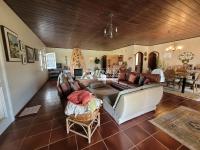 Casa com 4 Dormitórios