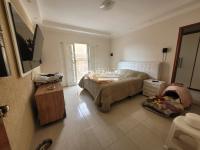 Casa 3 dormitórios sendo 1 Suíte com Hidro e Closet