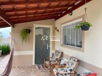 Casa de 3 Dormitórios sendo 1 Suíte