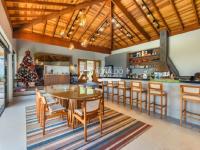 Casa em Condomínio de Alto Padrão