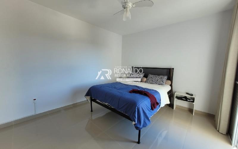 Casa 3 dormitórios sendo 1 Suíte
