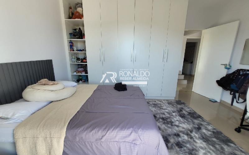 Casa 3 dormitórios sendo 1 Suíte