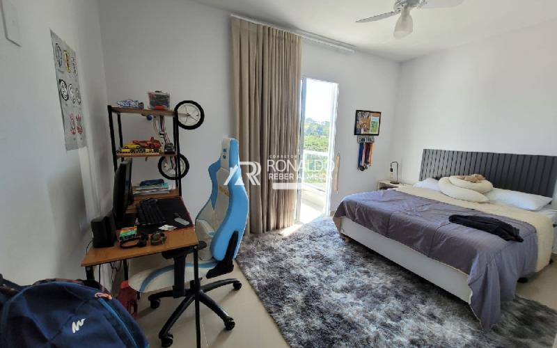 Casa 3 dormitórios sendo 1 Suíte