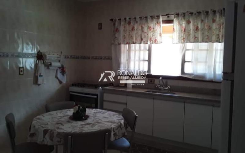 Casa de 3 Dormitórios sendo 1 Suíte Jd Primavera