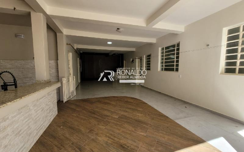 Casa com Área Comercial para Consultório ou Escritório
