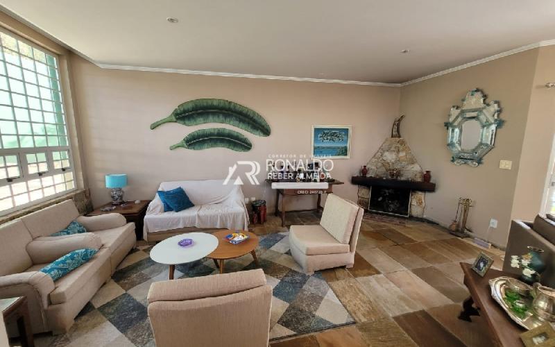Casa Alto Padrão - Bairro Alto Padrão