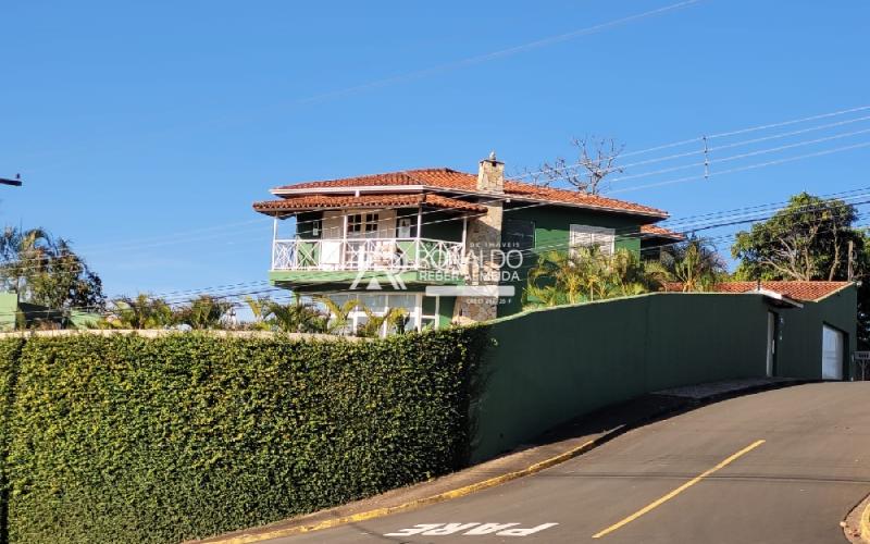 Casa Alto Padrão - Bairro Alto Padrão