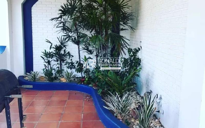 Casa 4 Dormitórios sendo 2 Suítes