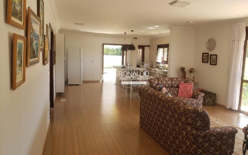 Casa com 3 Suítes