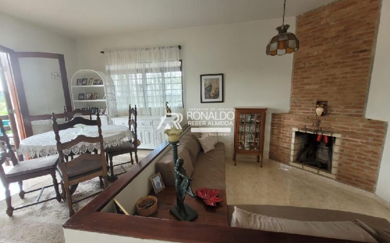 Casa- Chácara - Área Gourmet com churrasqueira - Piscina