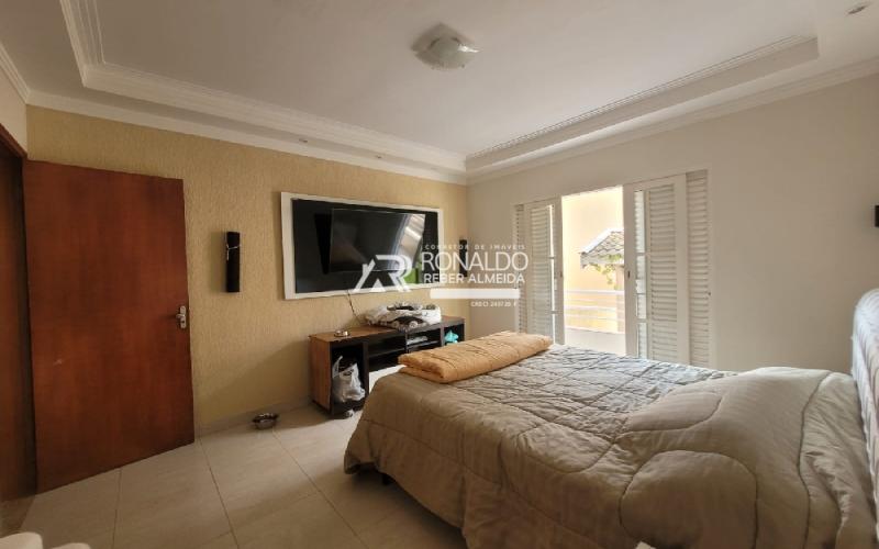 Casa 3 dormitórios sendo 1 Suíte com Hidro e Closet