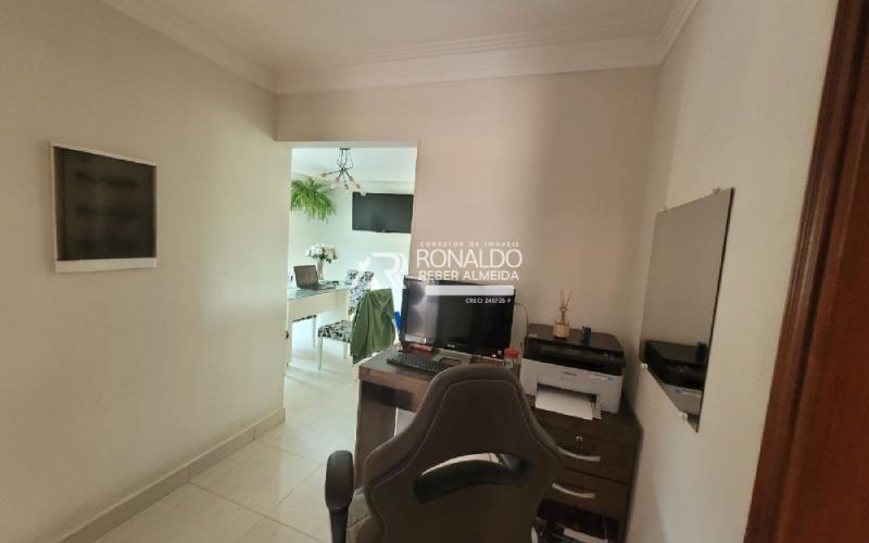 Casa 3 dormitórios sendo 1 Suíte com Hidro e Closet