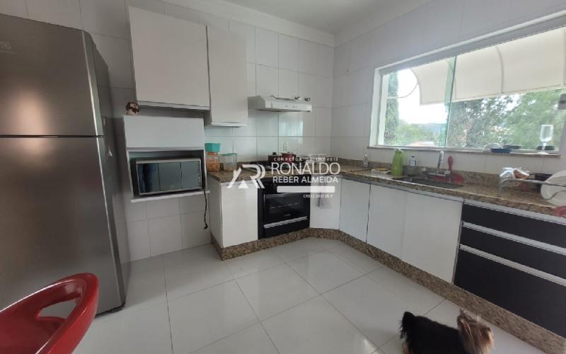 Casa 3 dormitórios sendo 1 Suíte com Hidro e Closet
