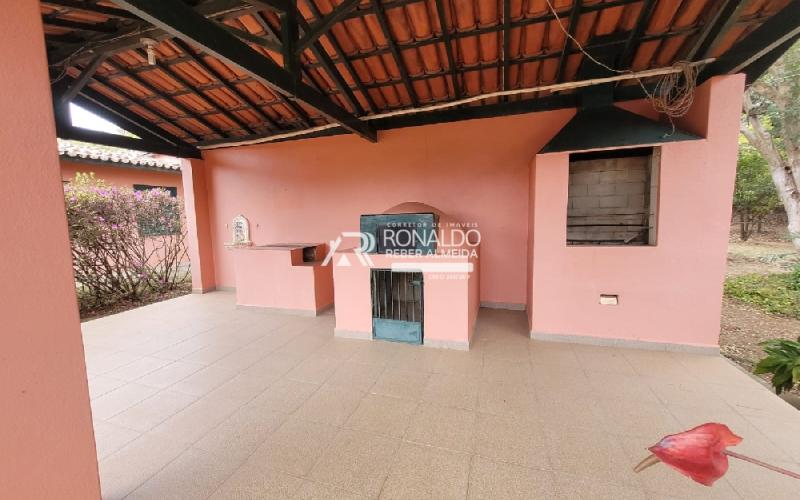 Casa - Chácara com piscina