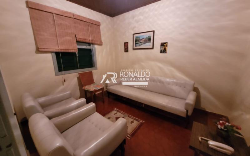 Casa - Chácara com piscina