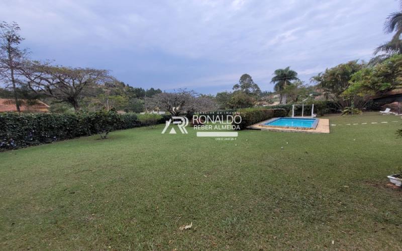Casa - Chácara com piscina
