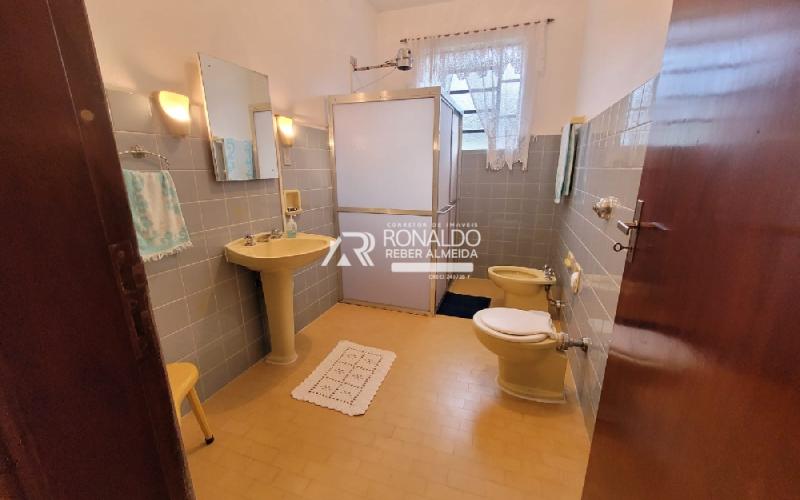 Casa - Chácara com piscina