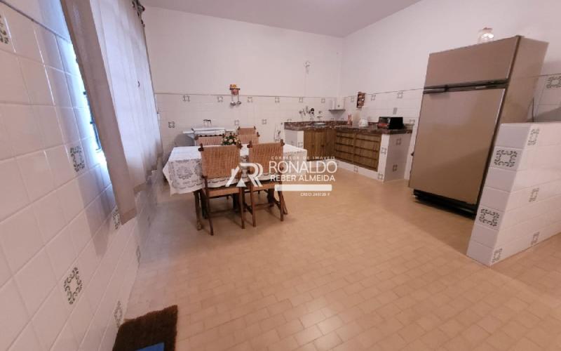 Casa - Chácara com piscina