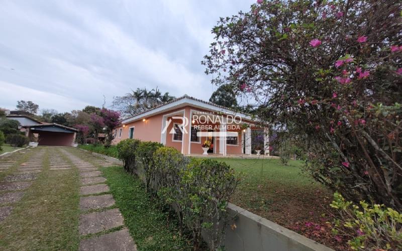 Casa - Chácara com piscina