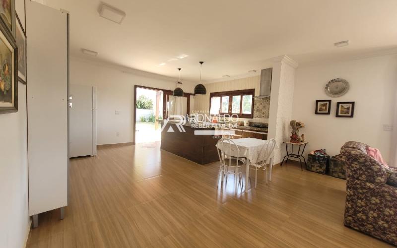 Casa com 3 Suítes