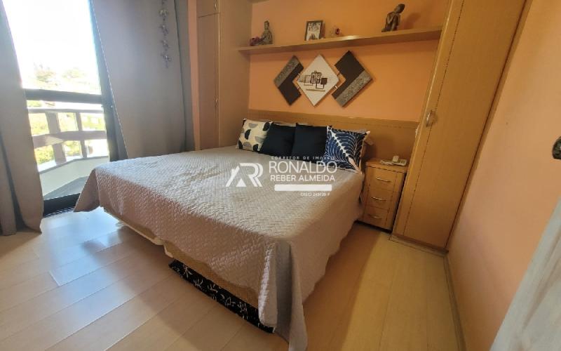 Apartamento em Condomínio