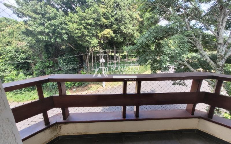 Apartamento em Condomínio