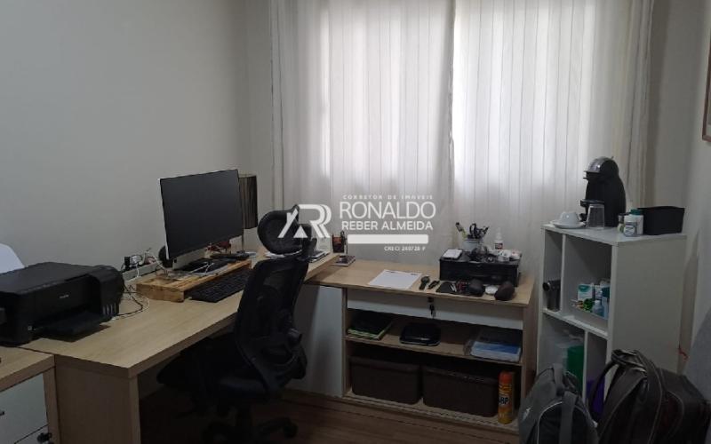 Casa Alto Padrão em Condomínio