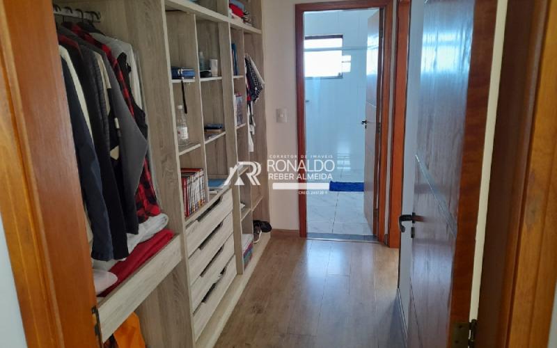 Casa Alto Padrão em Condomínio