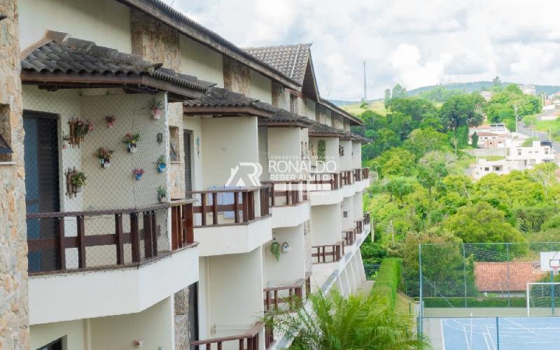 Apartamento em Condomínio