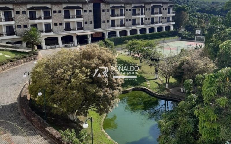 Apartamento em Condomínio