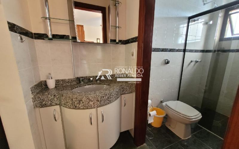 Apartamento em Condomínio
