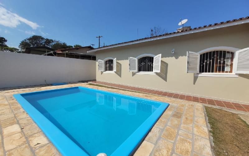 Chácara com piscina
