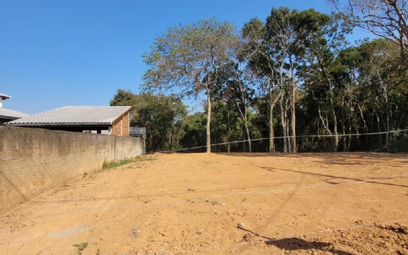 Terreno de 700,00 m²