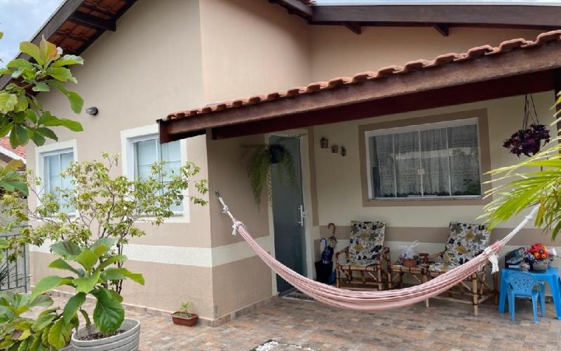 Casa de 3 Dormitórios sendo 1 Suíte